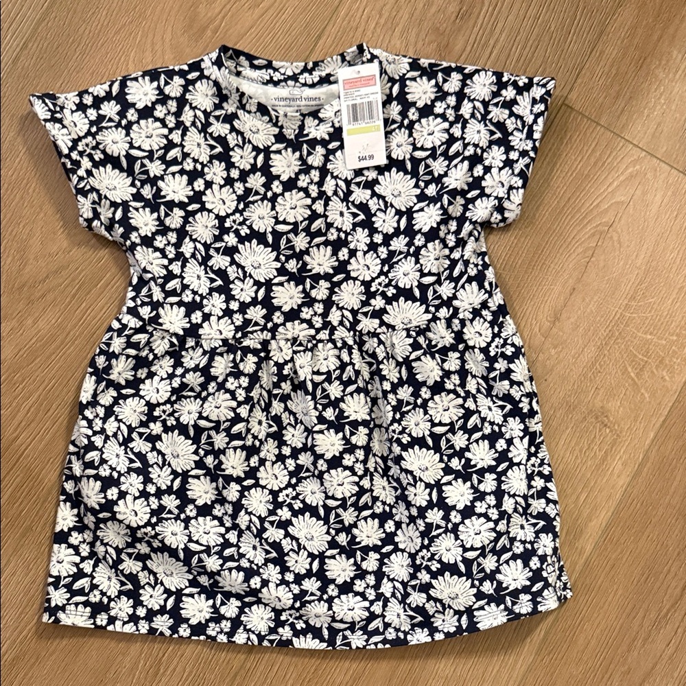 4t vineyard Vines Navy & White Floral Girls Dress